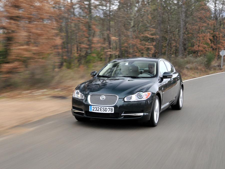  Jaguar XF Diesel S 2009 года  (фото 49 из 82)